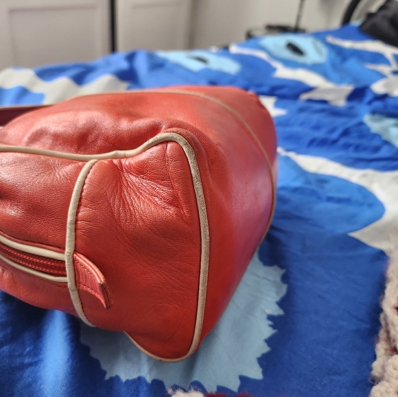 Loewe Red Leather Women's Bag - Picture 4 of 8